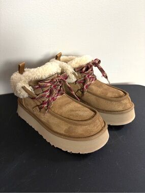 Women's UGG Chestnut Suede FUNKARRA CABIN CUFF Sheep Shearling PLATFORM BOOTS 8